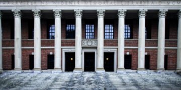 Newly-minted Harvard Graduate Debates Chegg CEO: Are AI ‘Shortcuts’ Ruining Education?