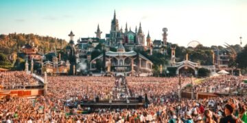 The Future Record Website Lets Tomorrowland Music Fans Create Their Own AI-generated Songs